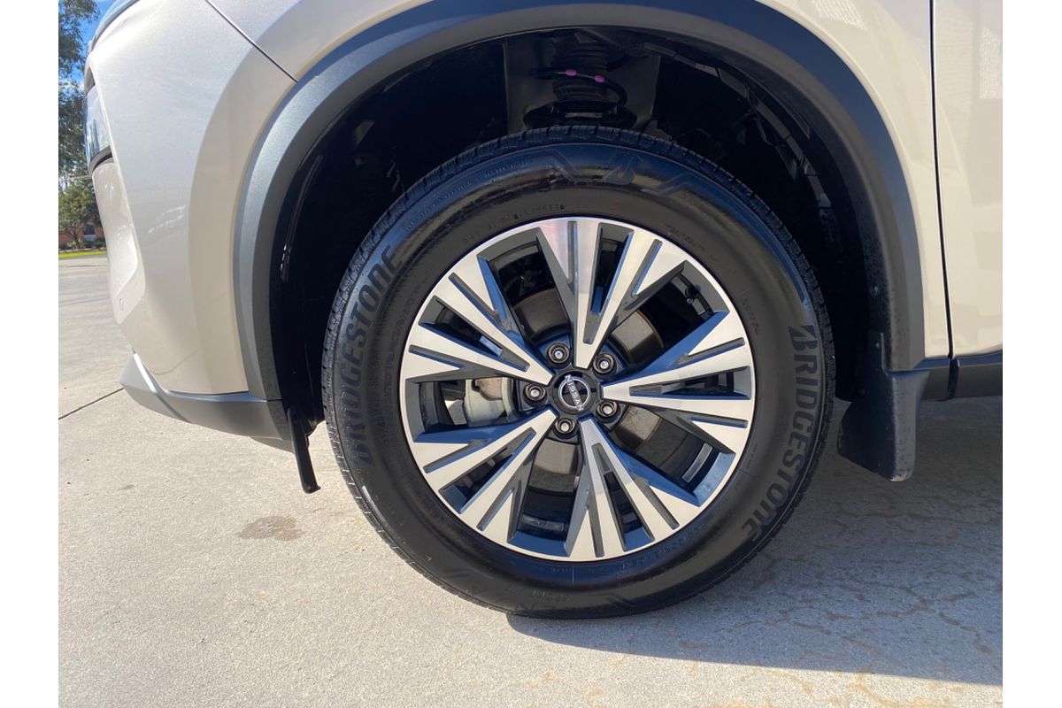 2022 Nissan X-TRAIL ST-L T33