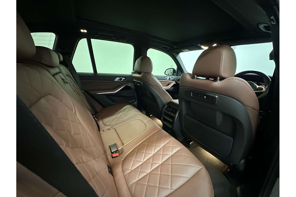 2022 BMW X5 xDrive30d M Sport G05