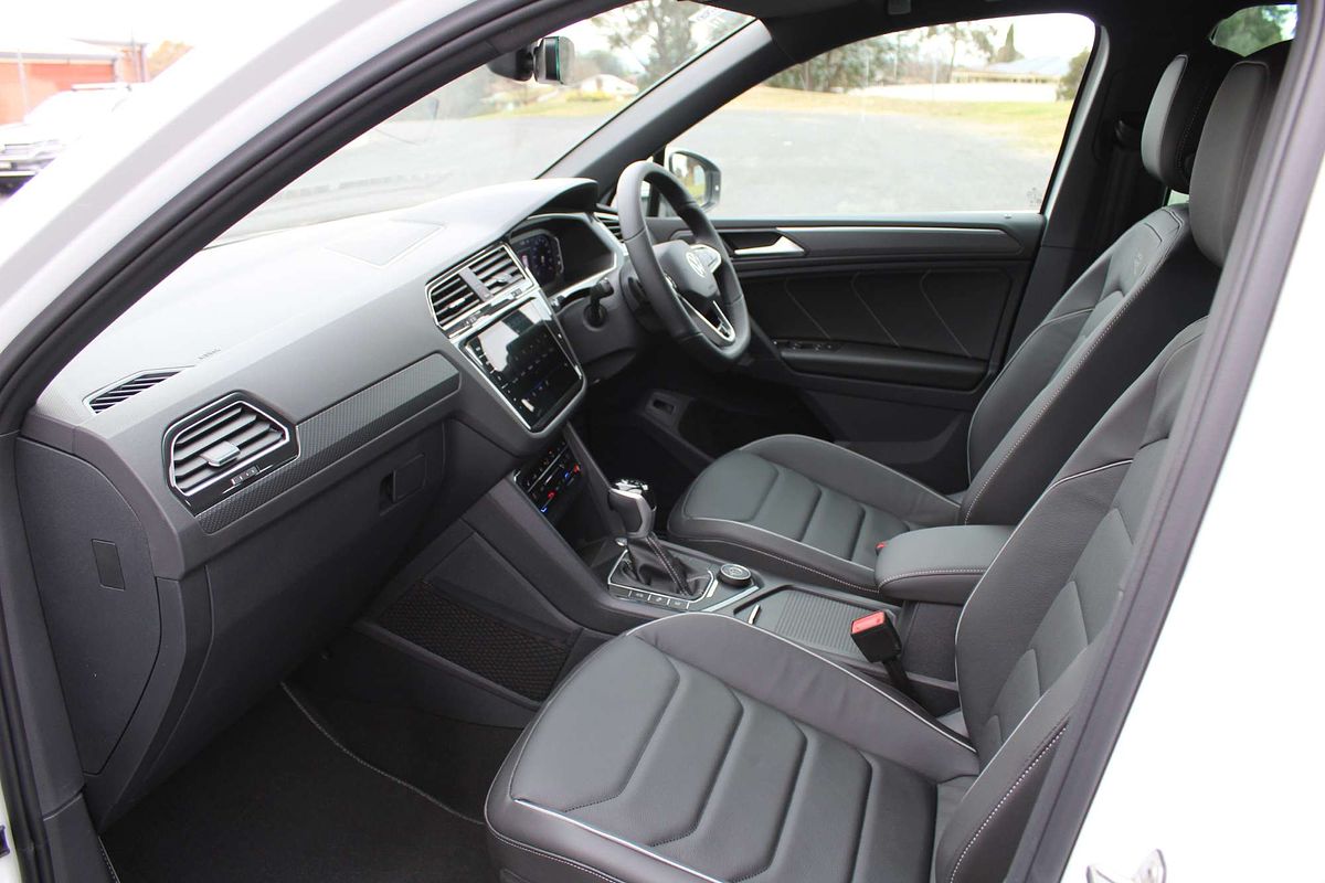 2024 Volkswagen Tiguan 162TSI R-Line 5N