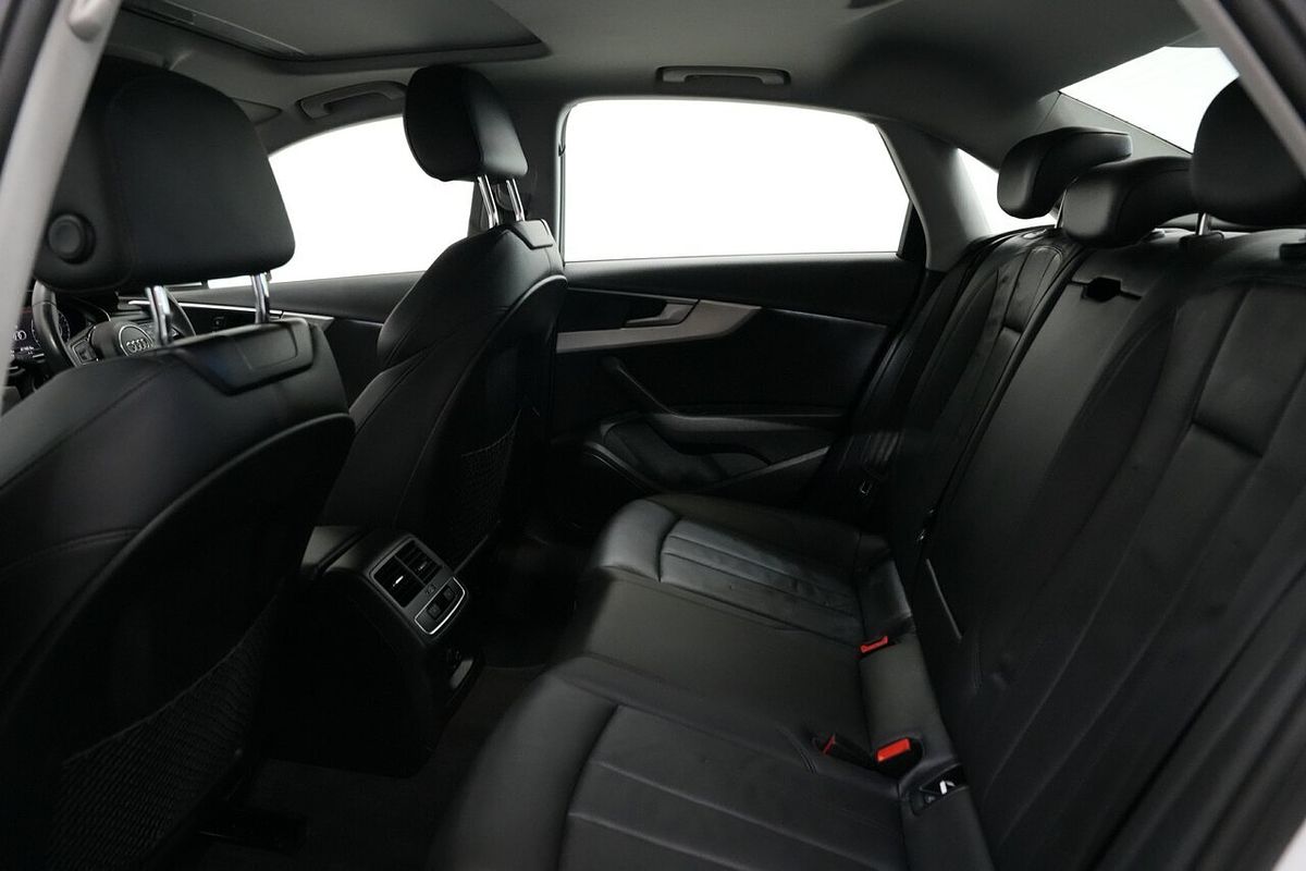 2019 Audi A4 35 TFSI S line B9