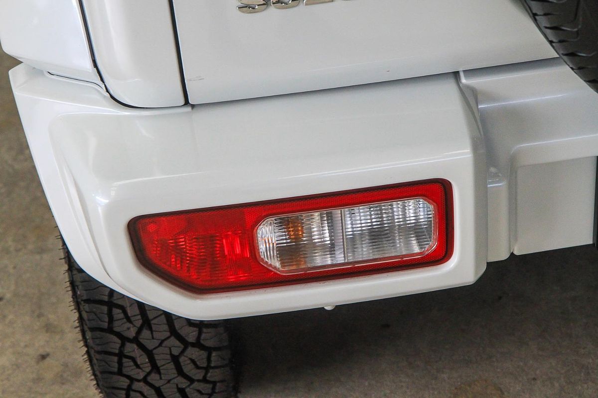 2023 Suzuki Jimny GLX GJ