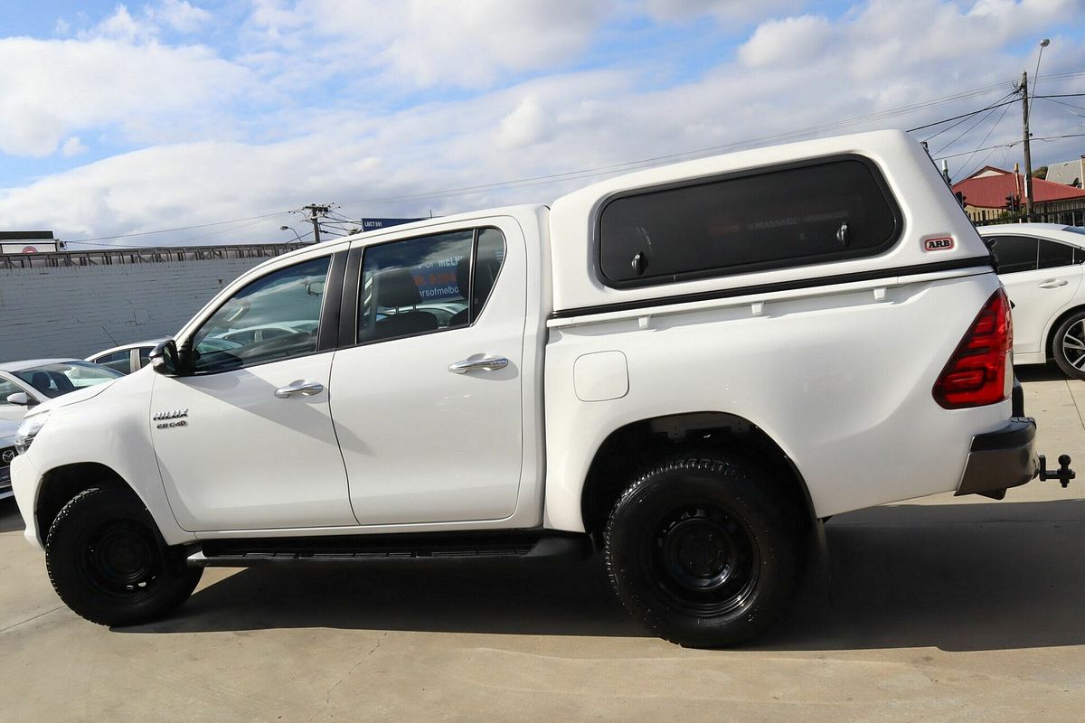 2017 Toyota Hilux SR Double Cab GUN126R 4X4