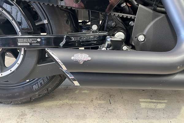2015 Harley-Davidson SPORTSTER 16 IRON 883