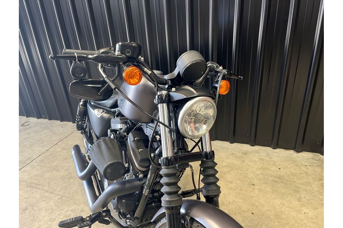 2015 Harley-Davidson SPORTSTER 16 IRON 883
