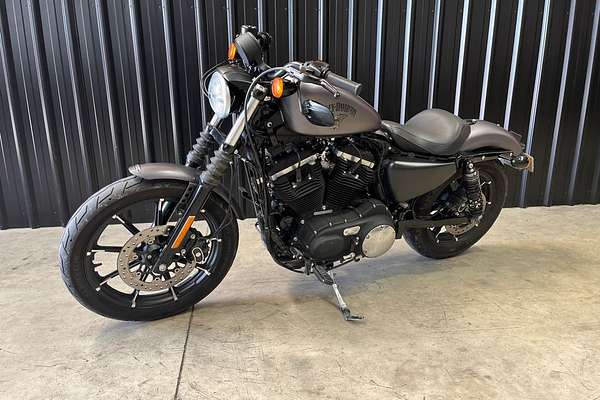 2015 Harley-Davidson SPORTSTER 16 IRON 883