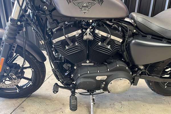 2015 Harley-Davidson SPORTSTER 16 IRON 883