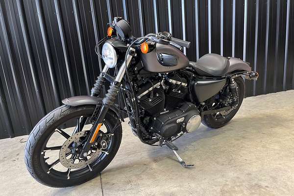 2015 Harley-Davidson SPORTSTER 16 IRON 883