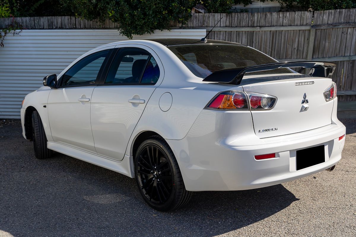 2017 Mitsubishi Lancer Black Edition CF