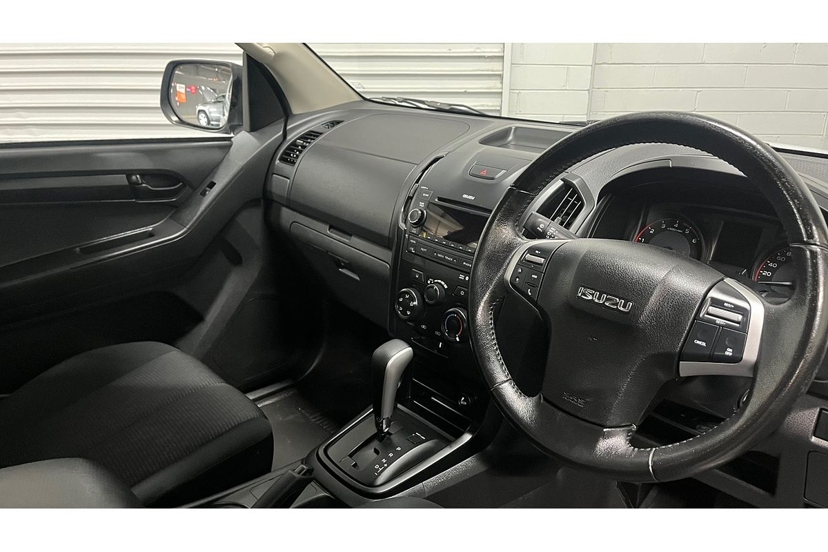 2016 Isuzu D-MAX SX High Ride Rear Wheel Drive