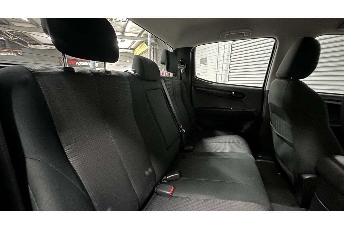 2016 Isuzu D-MAX SX High Ride Rear Wheel Drive