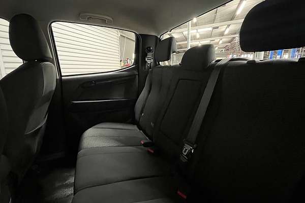 2016 Isuzu D-MAX SX High Ride Rear Wheel Drive