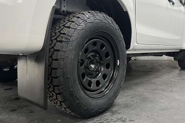 2016 Isuzu D-MAX SX High Ride Rear Wheel Drive