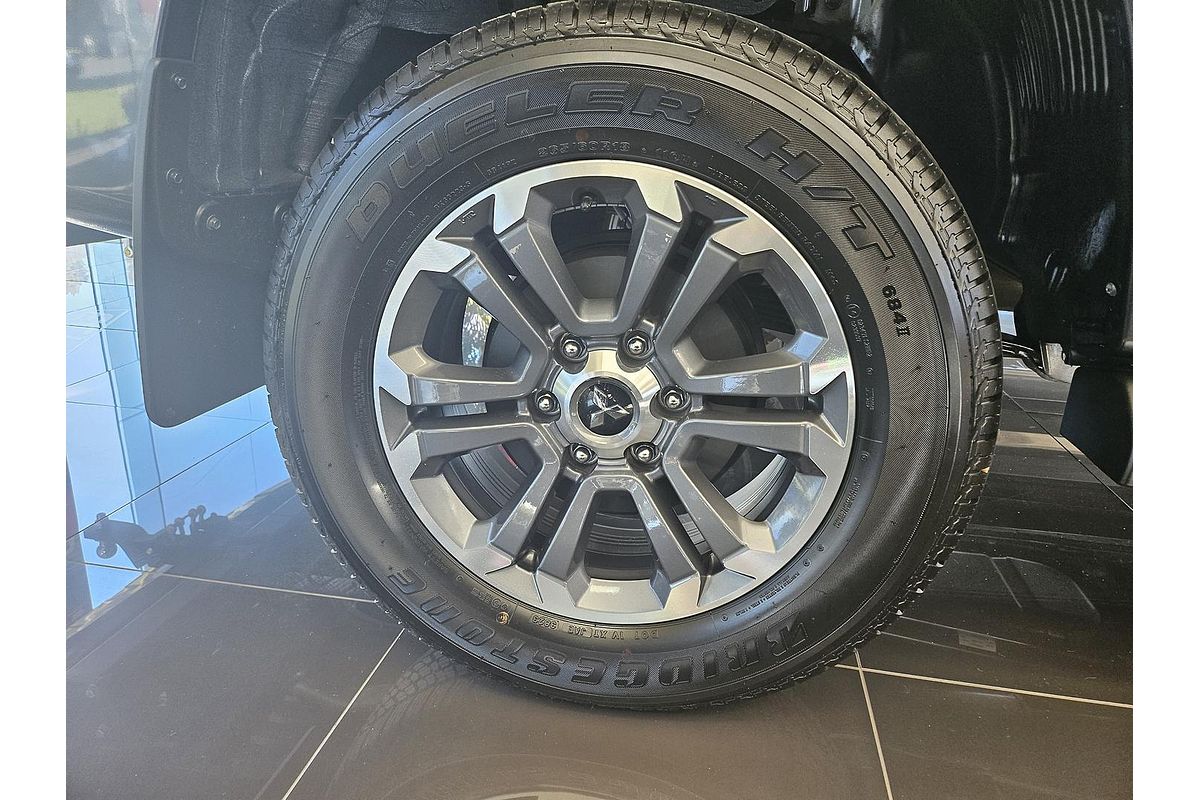 2023 Mitsubishi Triton GLS MR 4X4