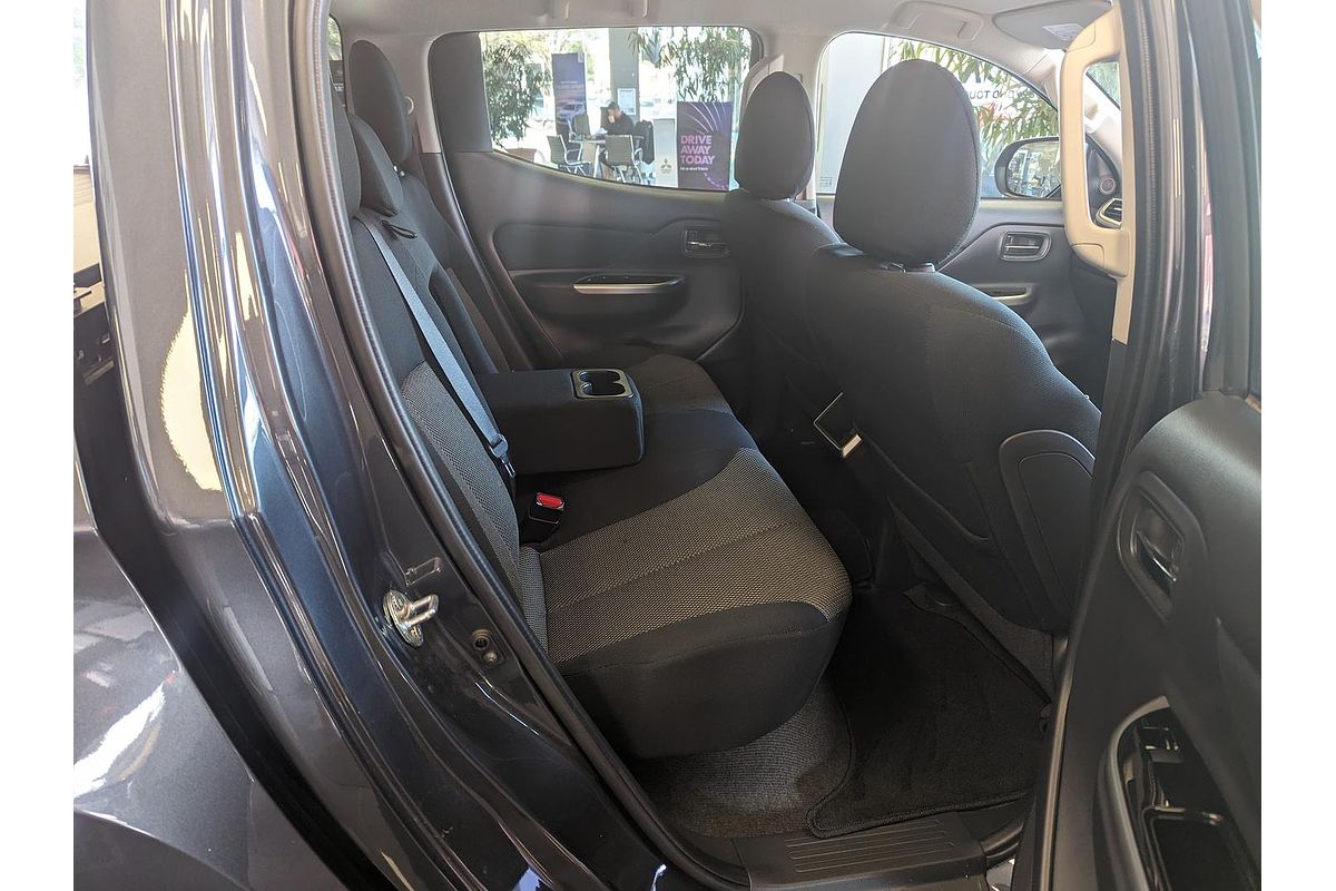 2023 Mitsubishi Triton GLS MR 4X4