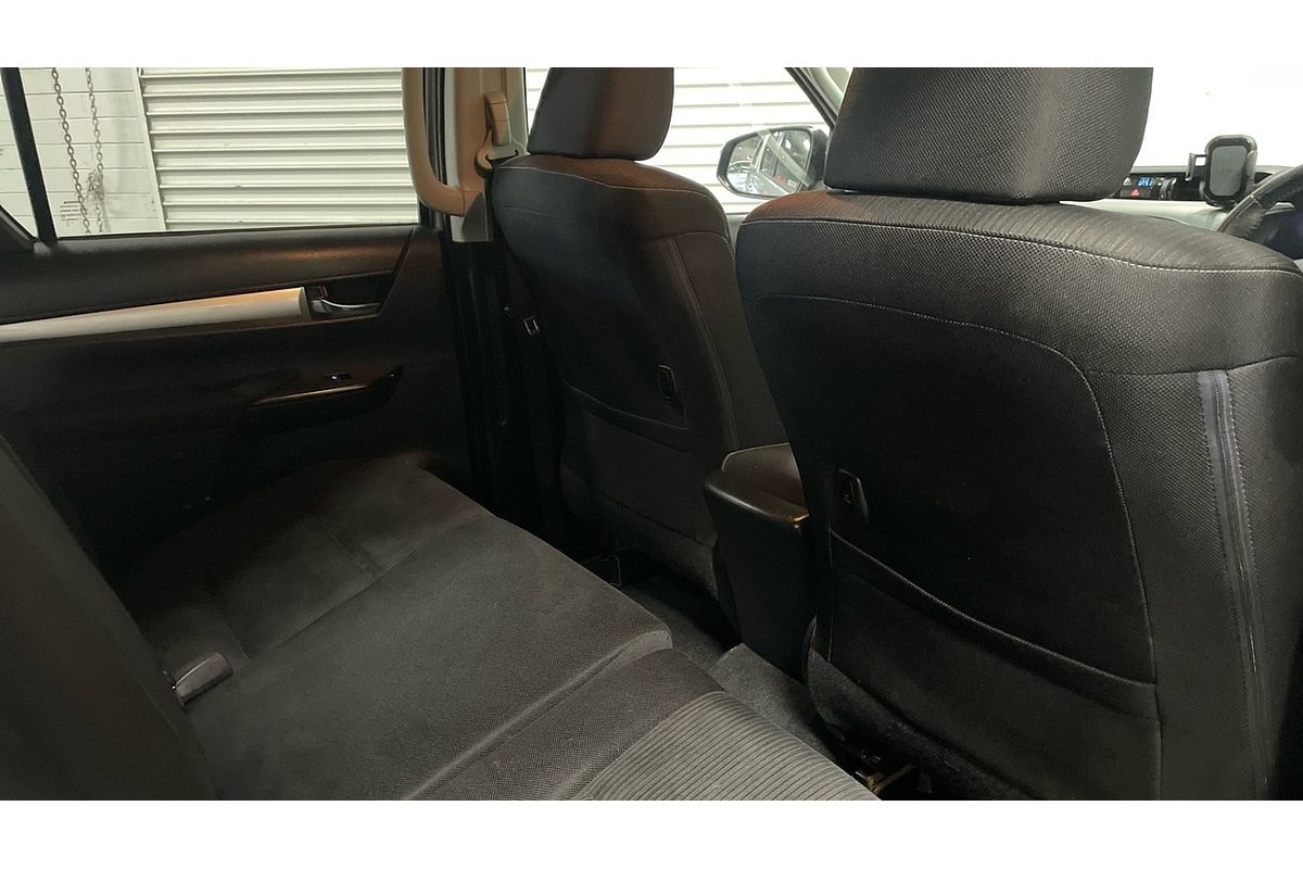 2016 Toyota Hilux SR5 GUN126R 4X4