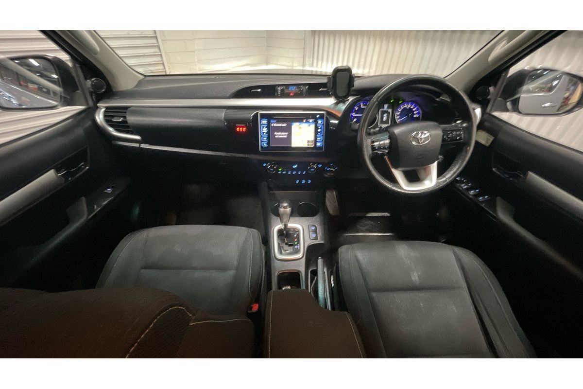 2016 Toyota Hilux SR5 GUN126R 4X4