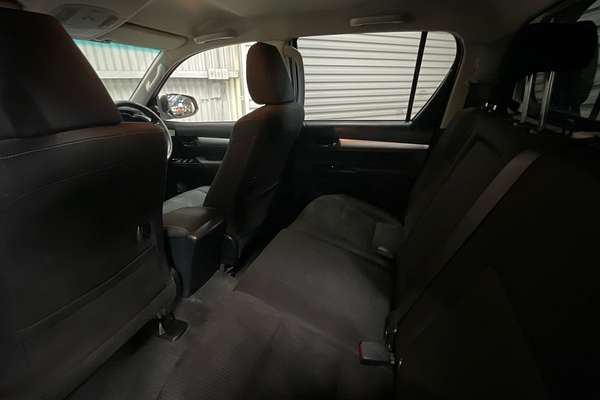 2016 Toyota Hilux SR5 GUN126R 4X4
