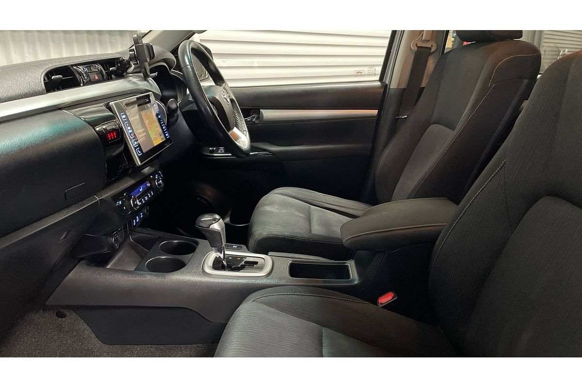 2016 Toyota Hilux SR5 GUN126R 4X4