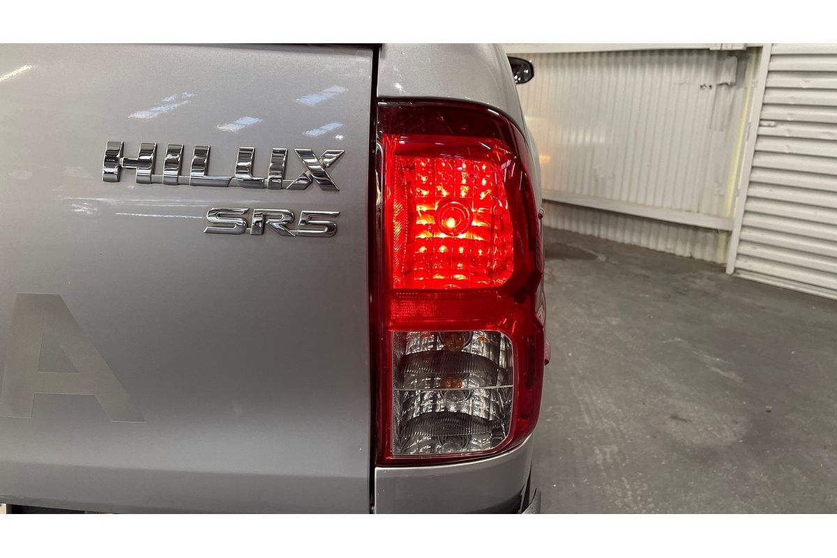 2016 Toyota Hilux SR5 GUN126R 4X4