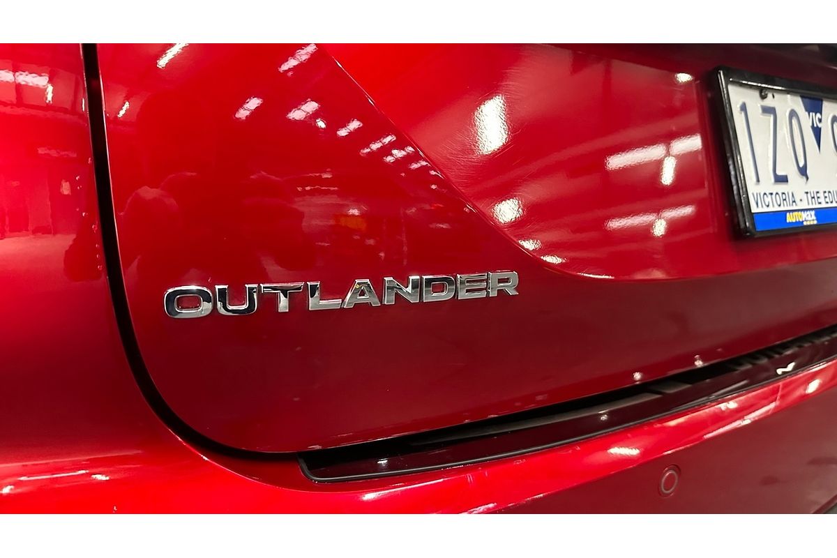 2022 Mitsubishi Outlander ES ZM