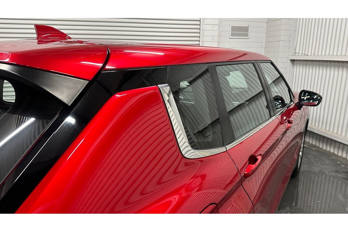 2022 Mitsubishi Outlander ES ZM