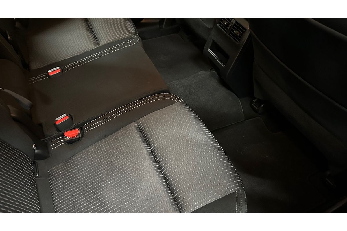 2022 Mitsubishi Outlander ES ZM