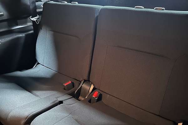 2022 Mitsubishi Outlander ES ZM