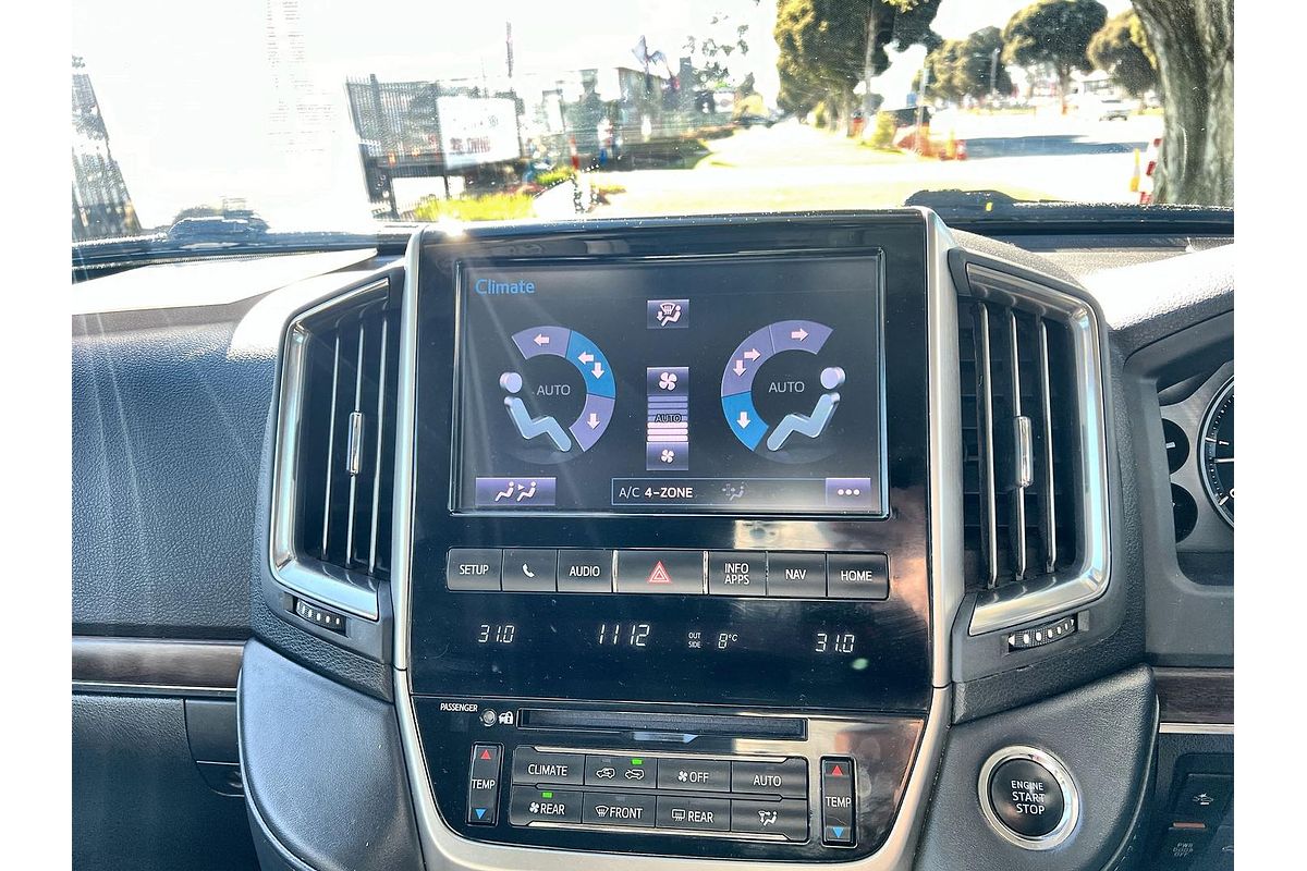 2020 Toyota Landcruiser Sahara VDJ200R
