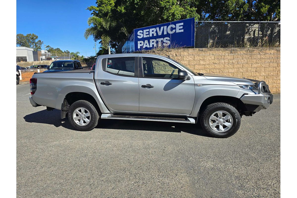 2021 Mitsubishi Triton GLX+ MR 4X4