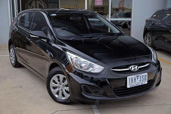 2017 Hyundai Accent Active RB4