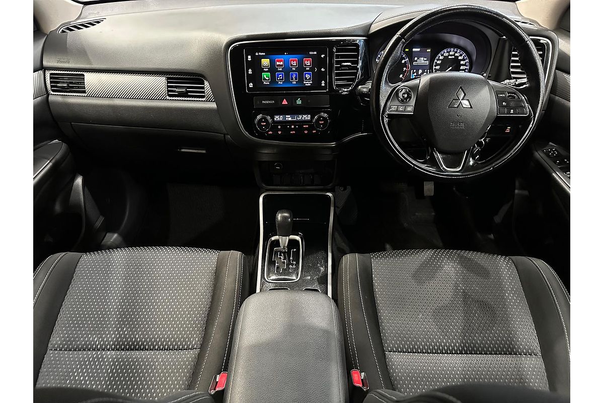 2016 Mitsubishi Outlander LS Safety Pack ZK