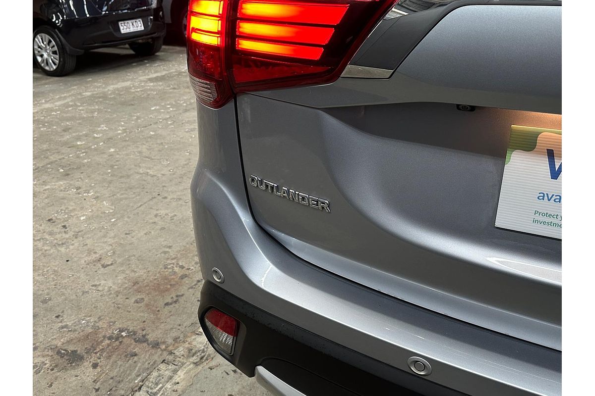 2016 Mitsubishi Outlander LS Safety Pack ZK