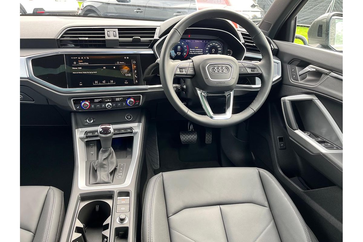 2024 Audi Q3 40 TFSI F3