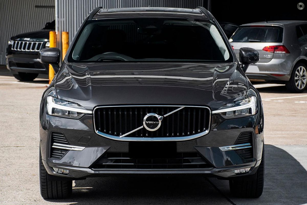 2023 Volvo XC60 Plus B5