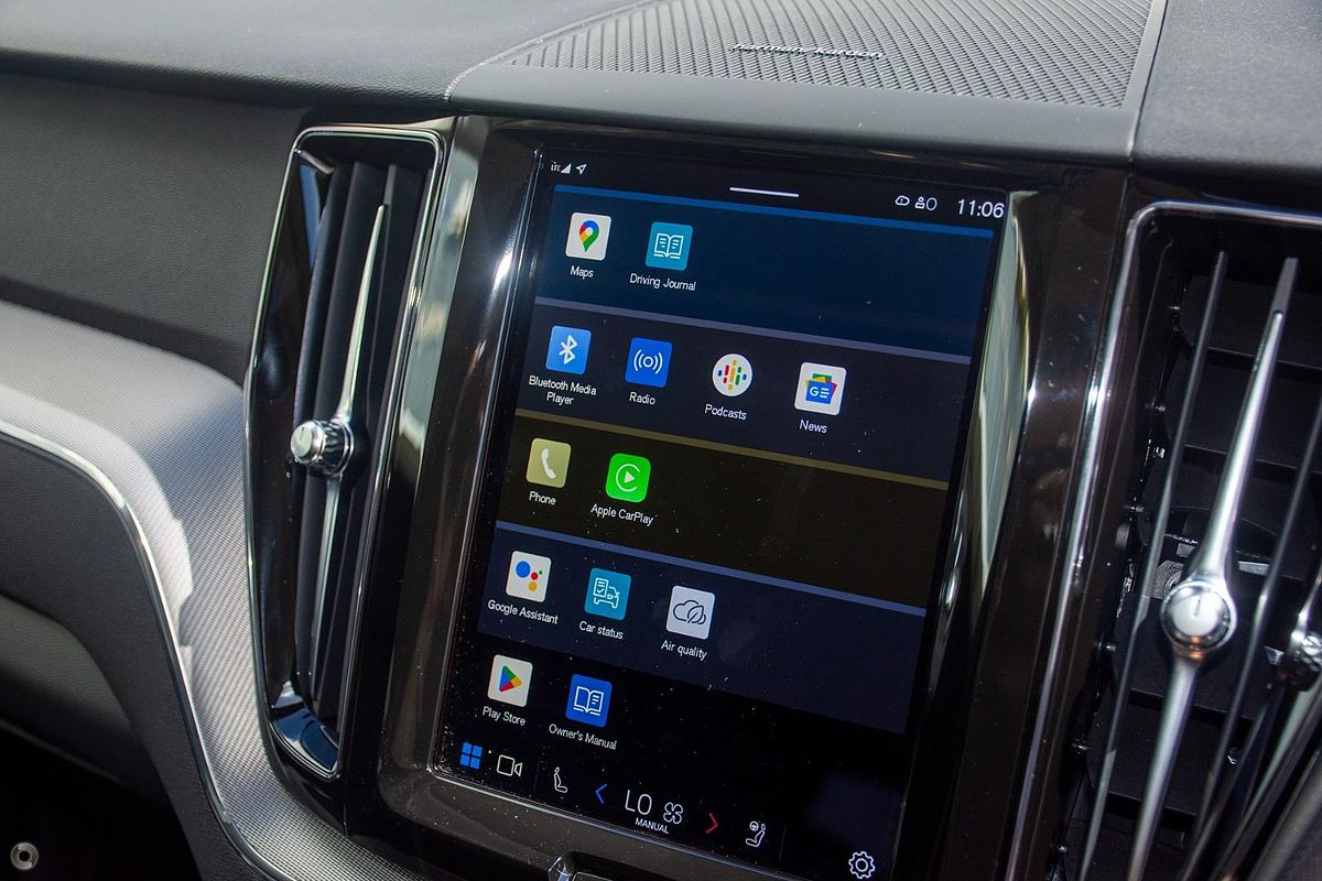 2023 Volvo XC60 Plus B5