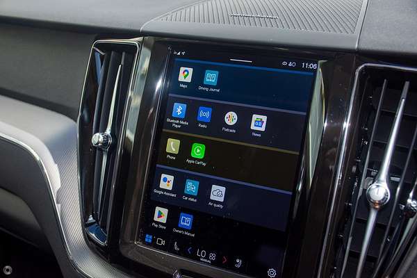 2023 Volvo XC60 Plus B5