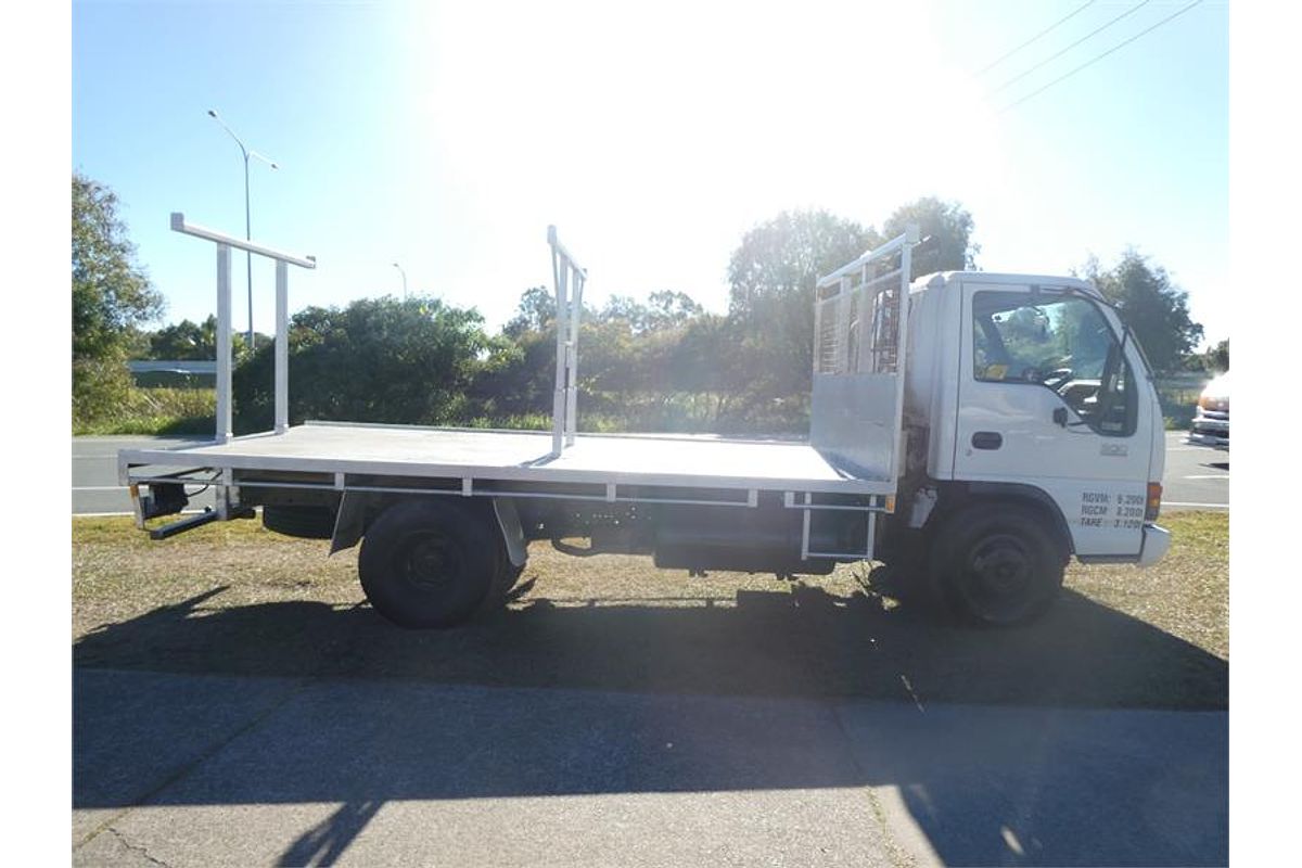 1999 Isuzu N Series NPR 300 4x2