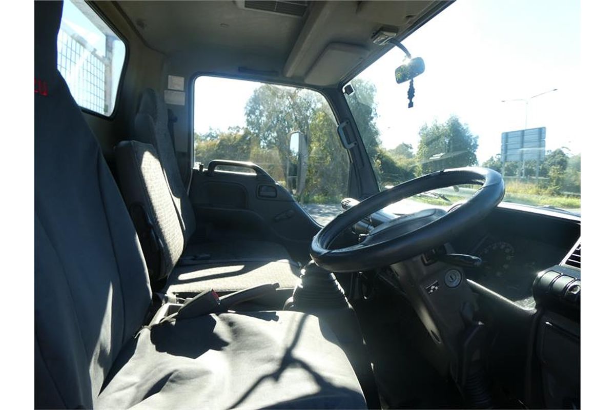 1999 Isuzu N Series NPR 300 4x2