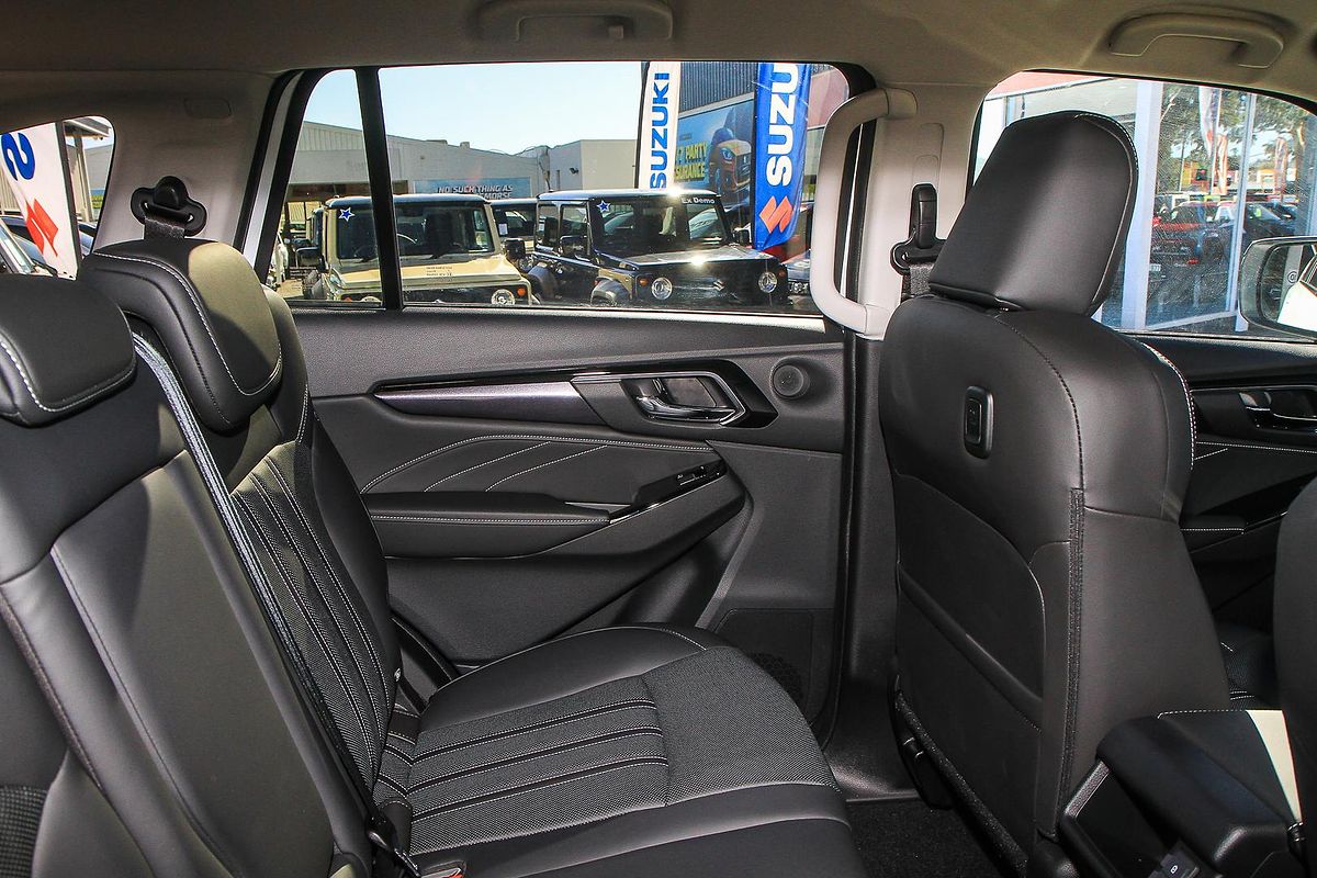 2024 Isuzu MU-X LS-T