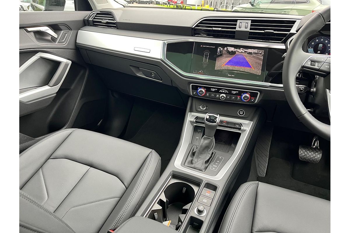 2024 Audi Q3 35 TFSI F3