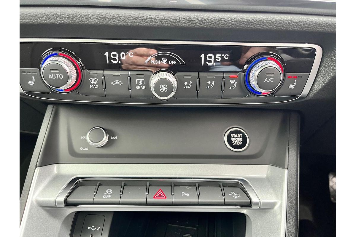2024 Audi Q3 35 TFSI F3