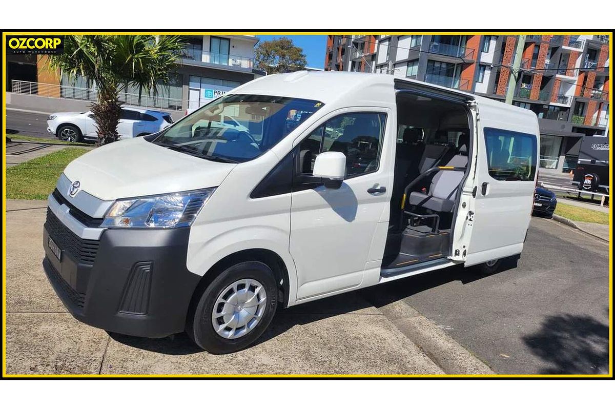 2019 Toyota Hiace Commuter GDH322R