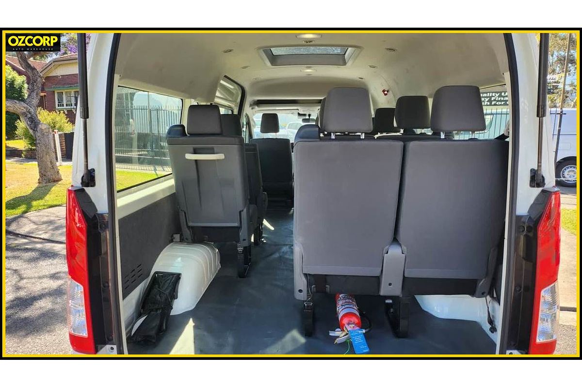 2019 Toyota Hiace Commuter GDH322R