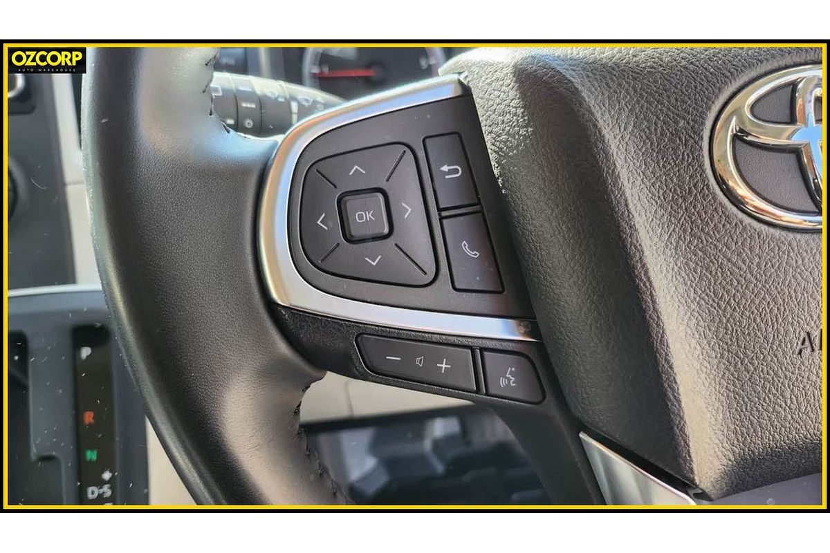 2019 Toyota Hiace Commuter GDH322R