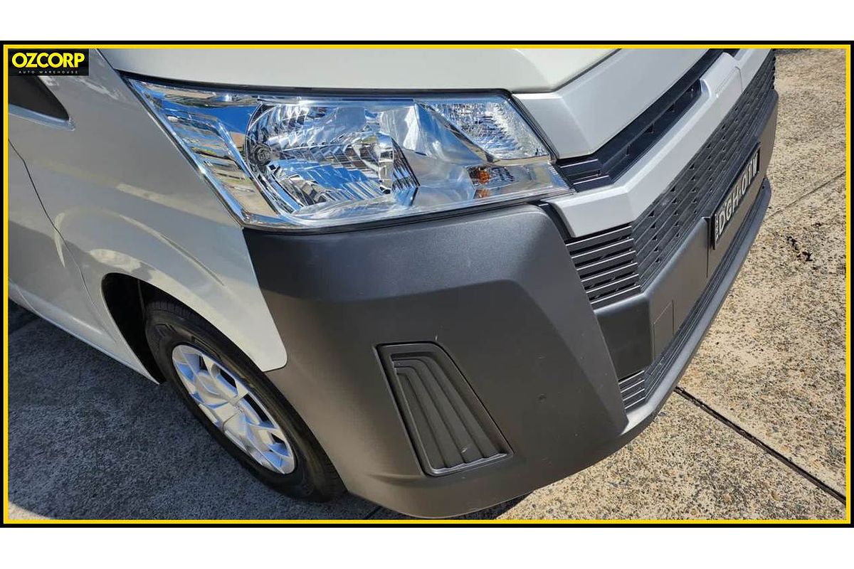 2019 Toyota Hiace Commuter GDH322R