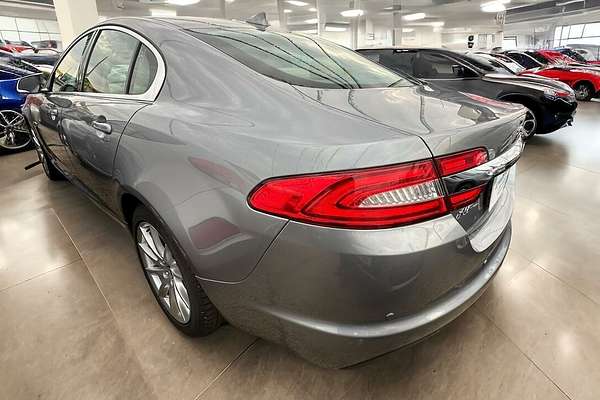 2012 Jaguar XF Luxury X250