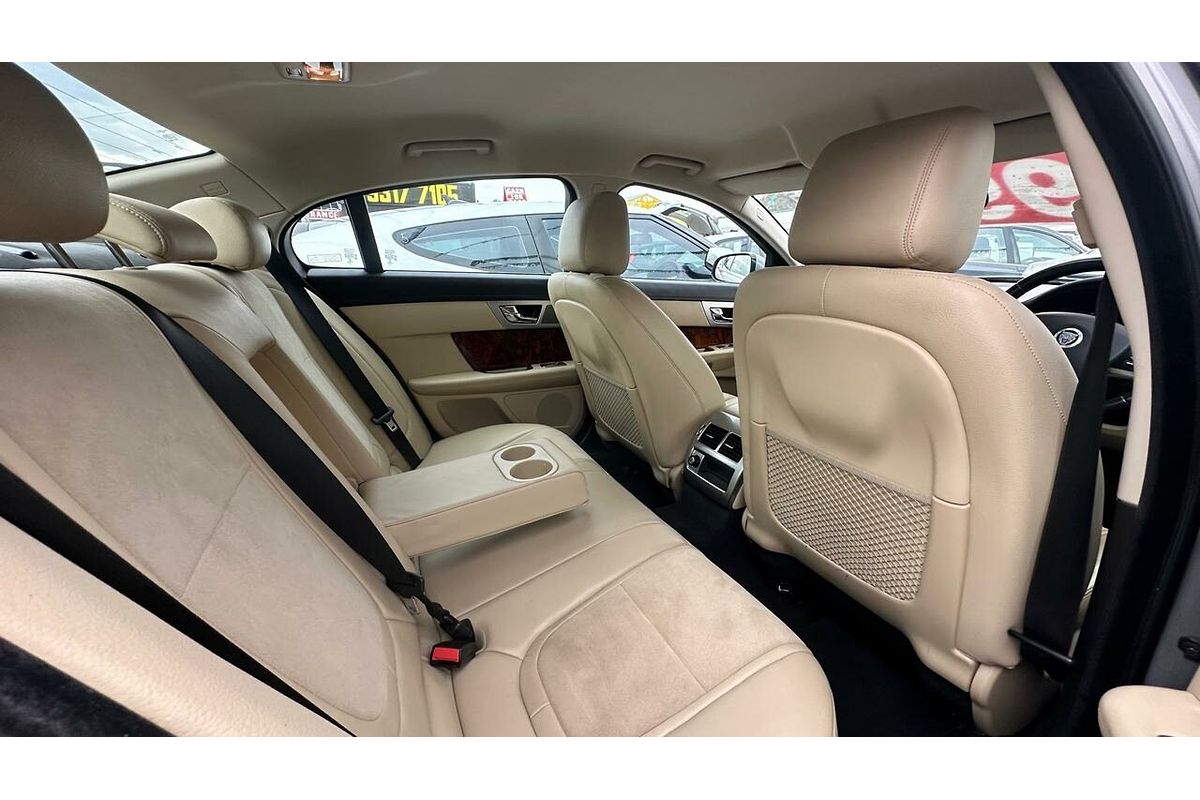 2012 Jaguar XF Luxury X250