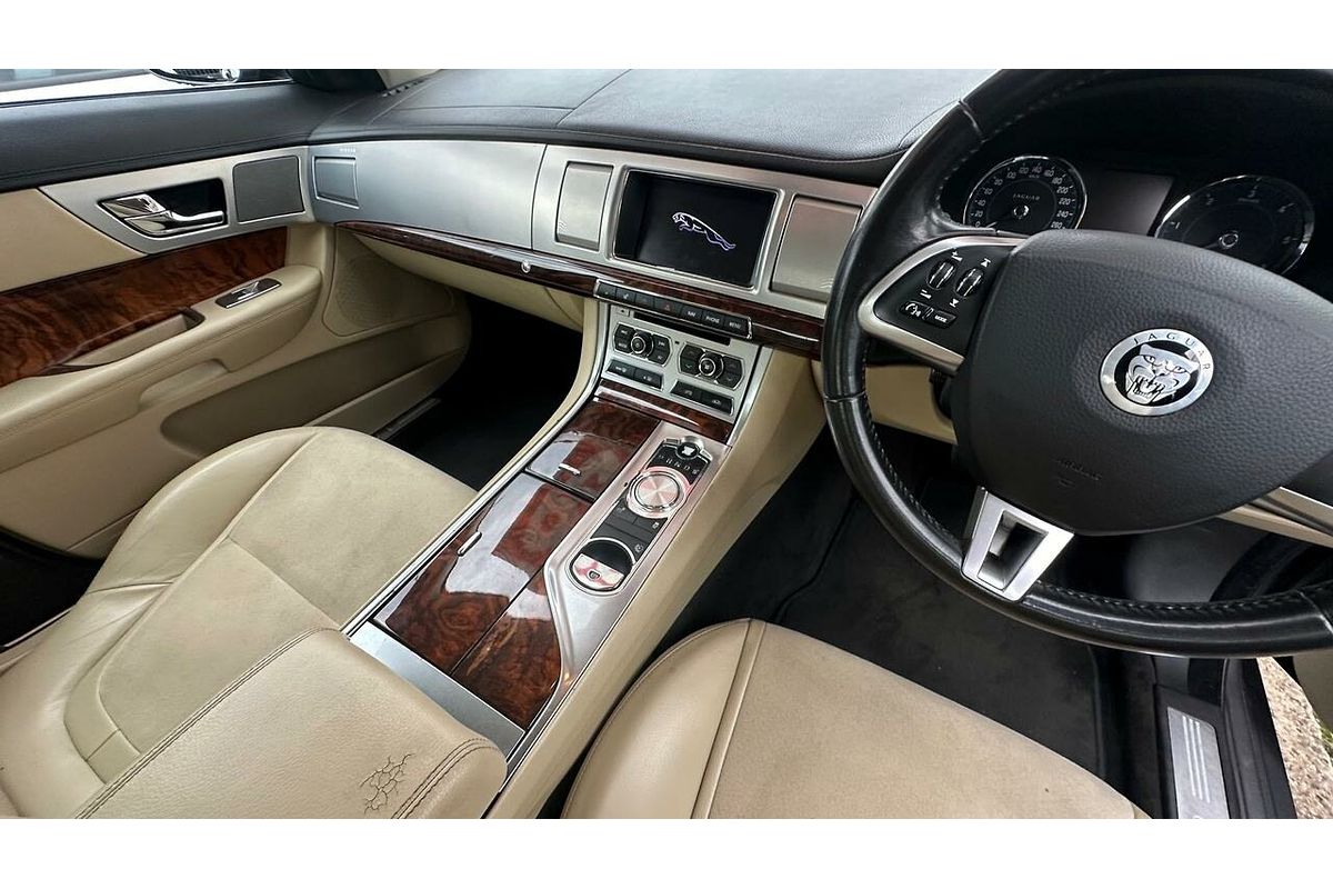 2012 Jaguar XF Luxury X250
