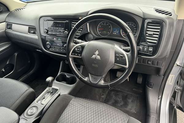 2012 Mitsubishi Outlander LS ZH