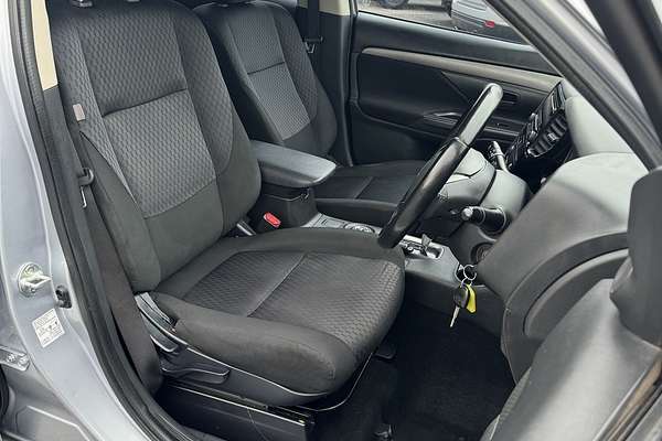 2012 Mitsubishi Outlander LS ZH